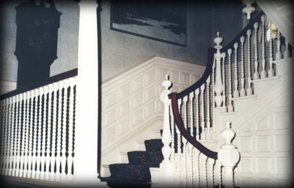 intstairs.jpg